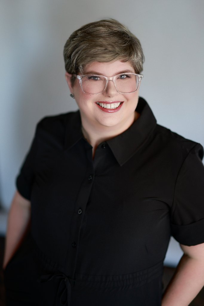 Portrait of Rhonda Hart